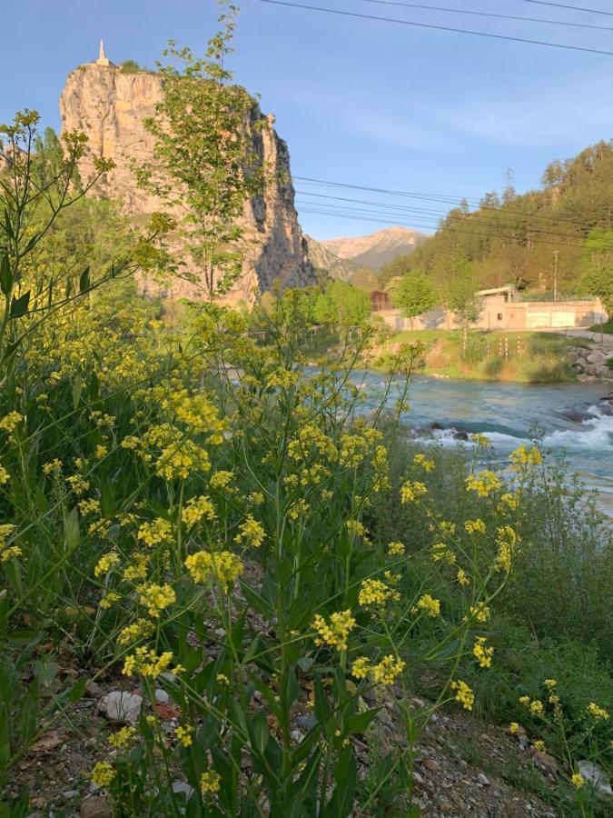 Le Long Du Verdon Castellane Eksteriør billede